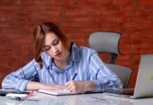 Self Sabotage: What It Is Why It Happens and How to Stop It in Your Life self sabotage