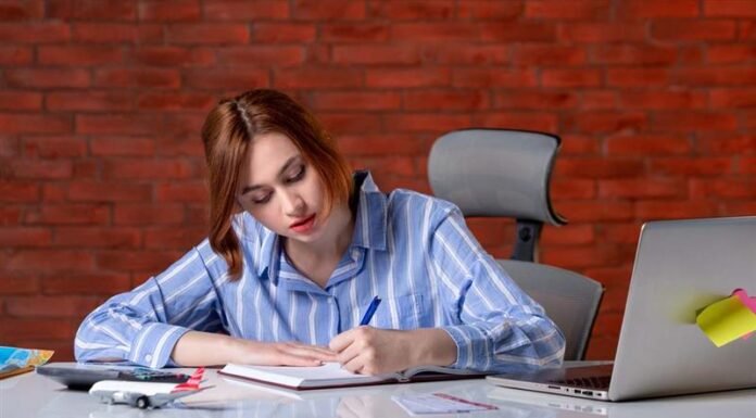 Self Sabotage: What It Is Why It Happens and How to Stop It in Your Life self sabotage